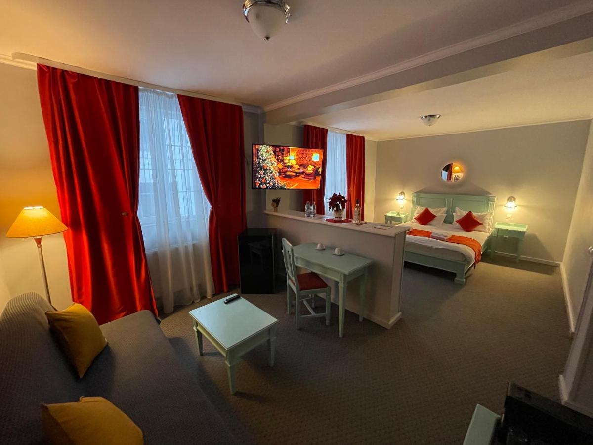 Vila De Argint Aleea Pelesului Nr 2 Sinaia Ngoại thất bức ảnh