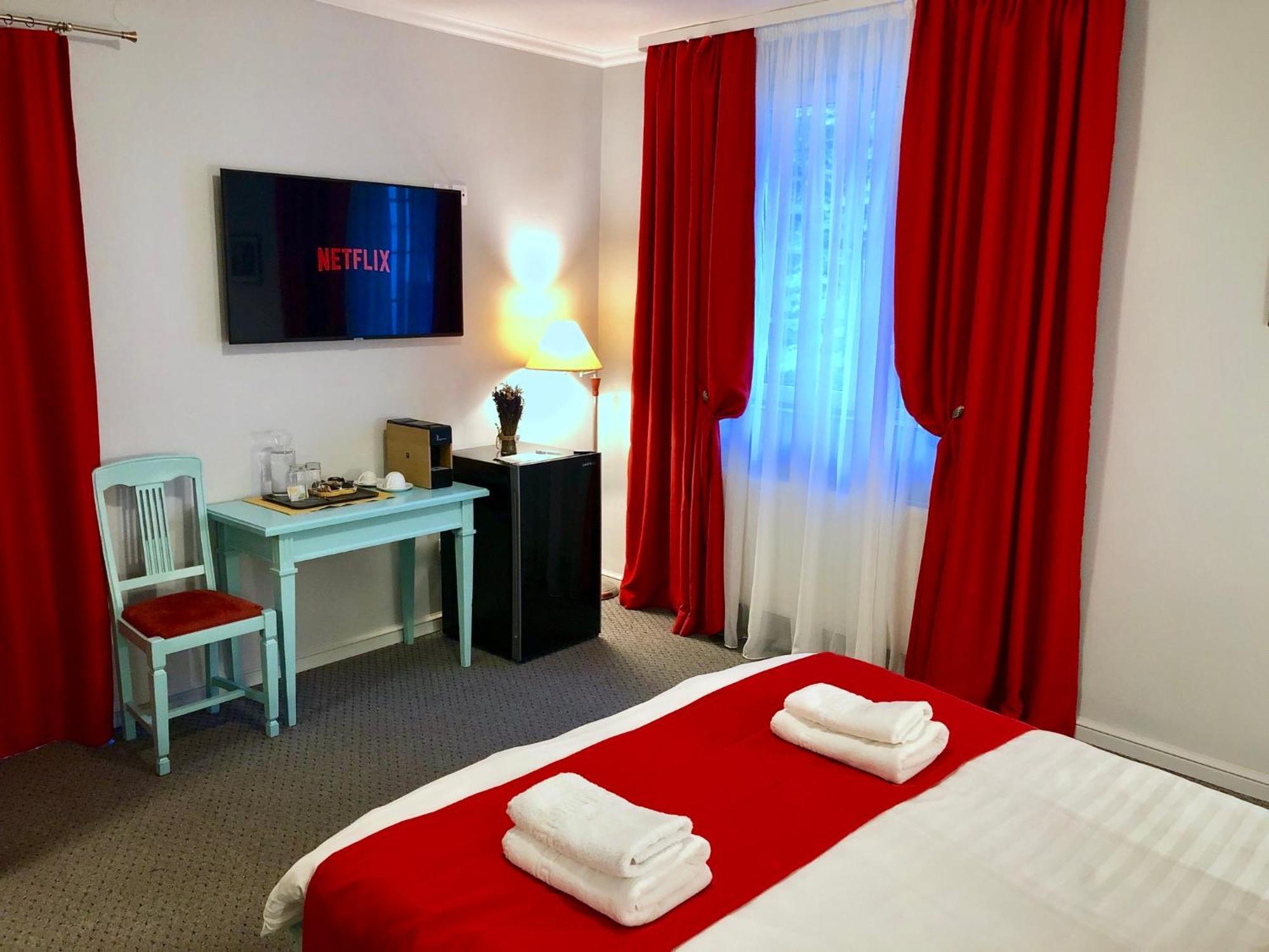 Vila De Argint Aleea Pelesului Nr 2 Sinaia Ngoại thất bức ảnh