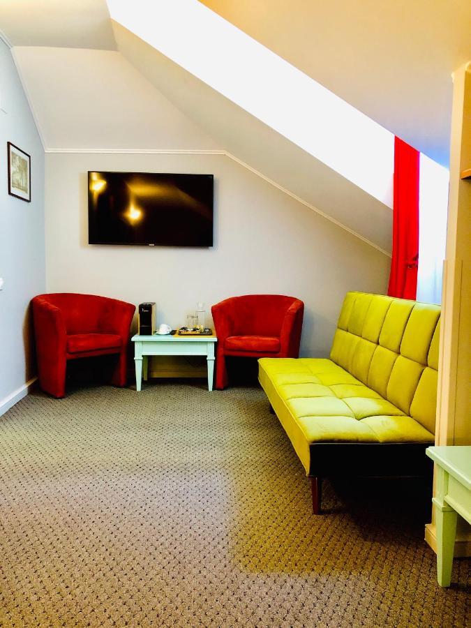 Vila De Argint Aleea Pelesului Nr 2 Sinaia Ngoại thất bức ảnh